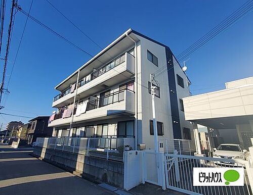 兵庫県明石市魚住町住吉２丁目 3階建 築29年3ヶ月