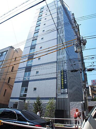 東京都新宿区四谷三栄町 11階建 築10年11ヶ月