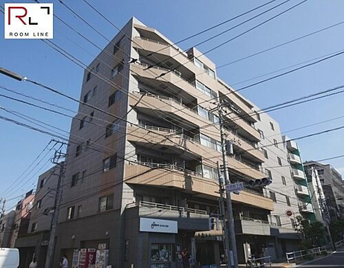 東京都新宿区四谷坂町 7階建