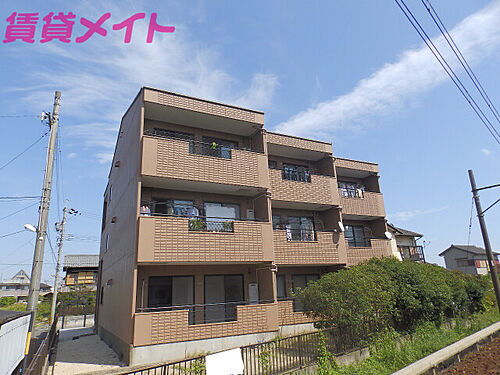 三重県四日市市西富田３丁目 賃貸マンション