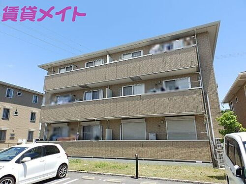 三重県四日市市大字東阿倉川 賃貸アパート