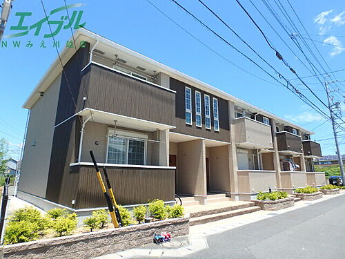 三重県四日市市西富田町 賃貸アパート