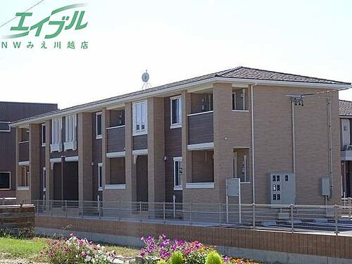 三重県三重郡川越町大字南福崎 賃貸アパート