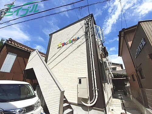 三重県四日市市新正１丁目 賃貸アパート