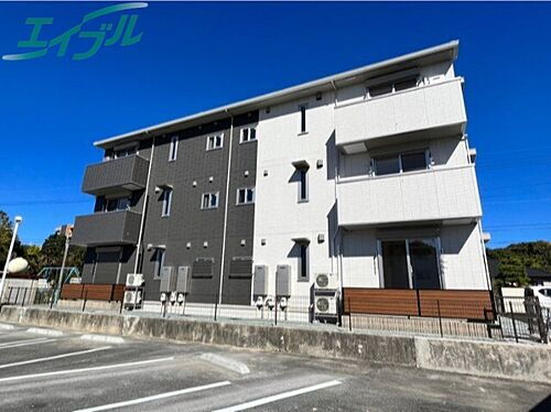 三重県四日市市羽津山町 賃貸アパート