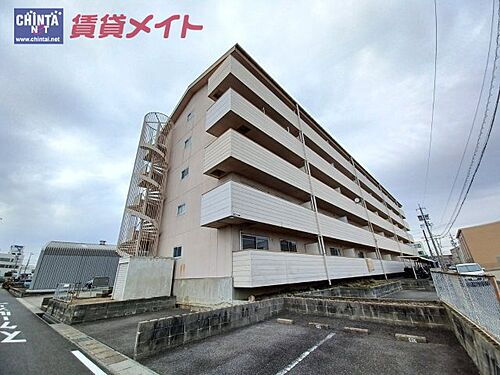 三重県鈴鹿市池田町 5階建 築32年9ヶ月