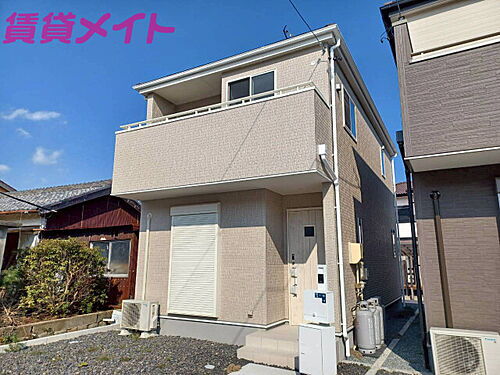 三重県鈴鹿市長太旭町２丁目  2階建