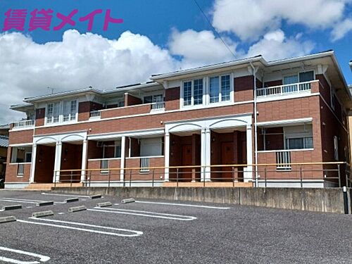 三重県亀山市川崎町 賃貸アパート