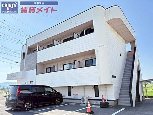 三重県津市栗真中山町 賃貸マンション