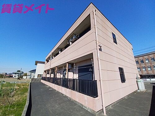 三重県鈴鹿市岸岡町 賃貸アパート