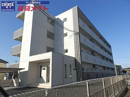 三重県津市久居元町 築8年11ヶ月 4階建