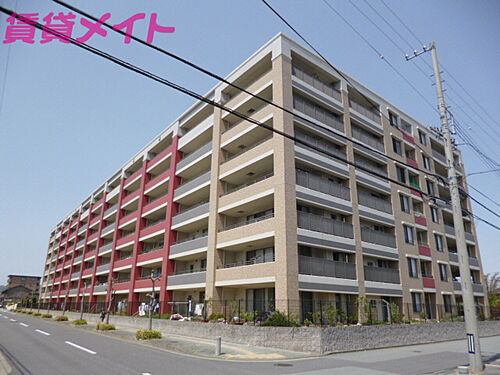 三重県松阪市嬉野中川新町２丁目 7階建 築18年10ヶ月