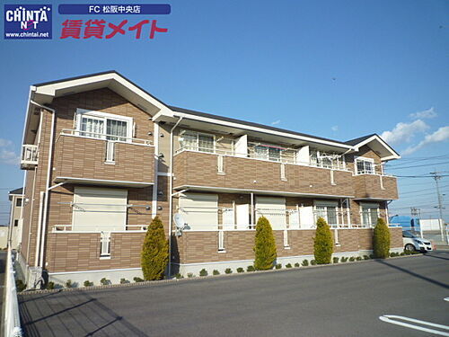 三重県松阪市小舟江町 築18年4ヶ月 2階建