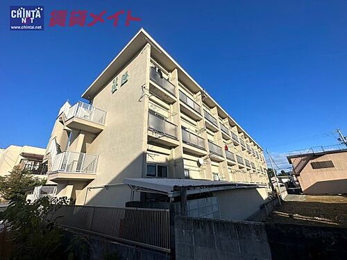 三重県伊勢市岩渕２丁目 3階建