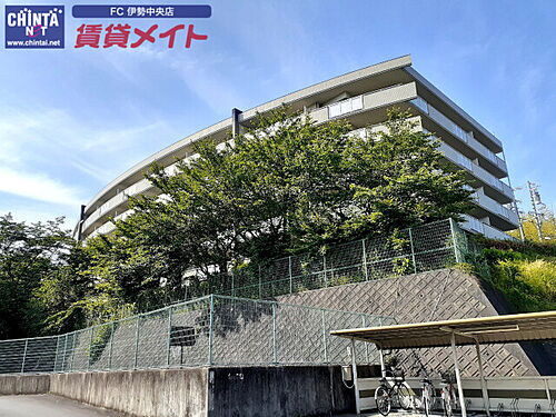 三重県伊勢市岡本２丁目 5階建 築26年8ヶ月