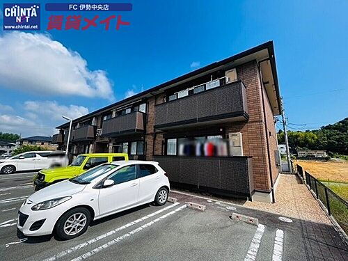 三重県伊勢市鹿海町 2階建 築11年3ヶ月