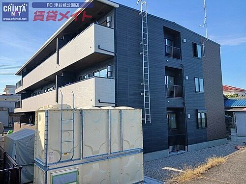 三重県津市上浜町３丁目 賃貸アパート