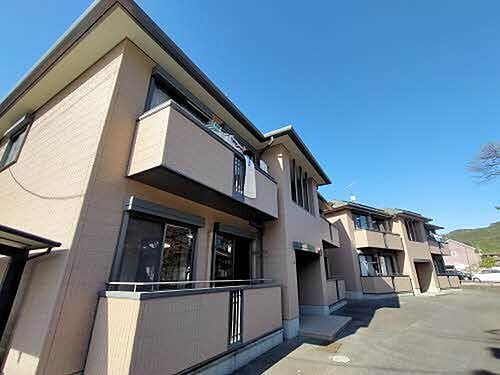 レジデンス中之町　１番館 2階建