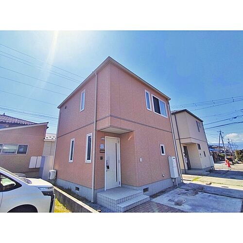 メゾンドレテ広丘Ａ棟 2階建
