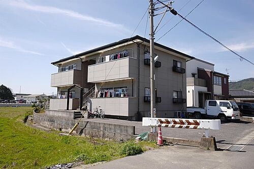 福岡県直方市大字下新入 2階建 築28年1ヶ月