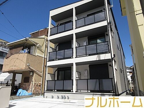 大阪府大阪市平野区瓜破西３丁目 3階建 築2年4ヶ月