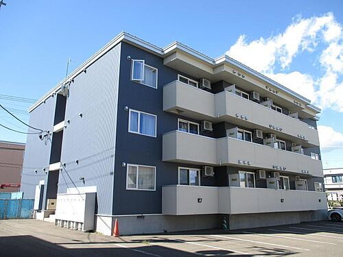 北海道北見市中央三輪９丁目 賃貸アパート