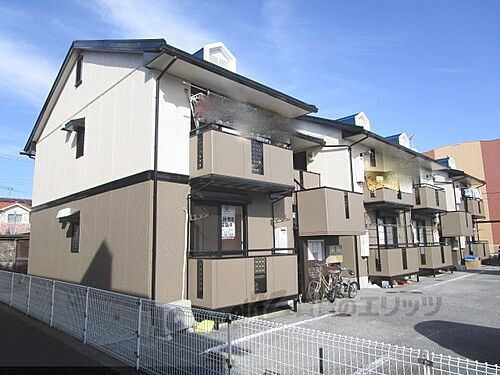 滋賀県米原市下多良３丁目 賃貸アパート