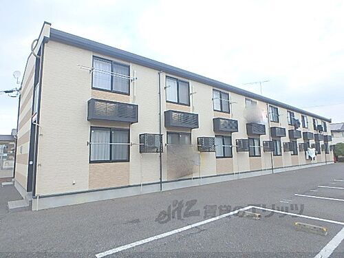 滋賀県守山市勝部５丁目 2階建 築16年9ヶ月