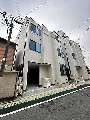 東京都足立区千住旭町 4階建 築1年8ヶ月