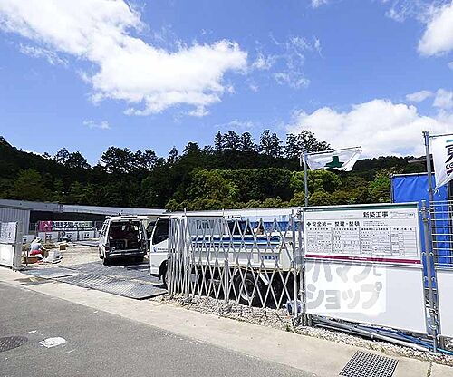 京都府京都市左京区岩倉幡枝町 2階建