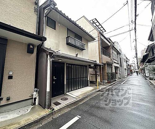 京都府京都市下京区御幸町通綾小路下る丸屋町 築64年2ヶ月 2階建