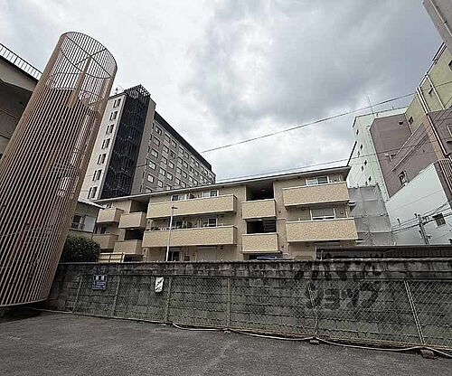 京都府京都市下京区大寿町 築13年6ヶ月 3階建