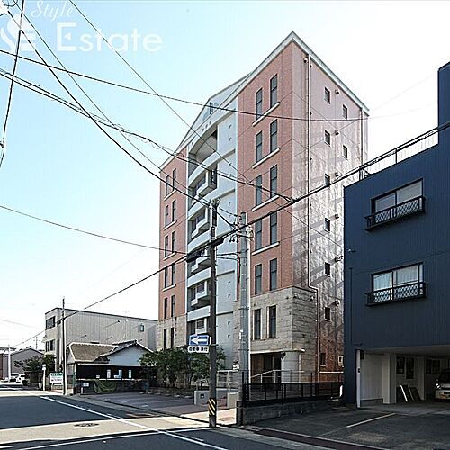 愛知県名古屋市北区紅雲町 7階建 築15年5ヶ月