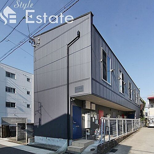 愛知県名古屋市中村区岩塚町１丁目 2階建 築9年7ヶ月