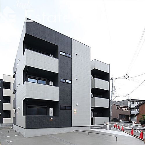 愛知県名古屋市中村区松原町５丁目 築1年3ヶ月 3階建