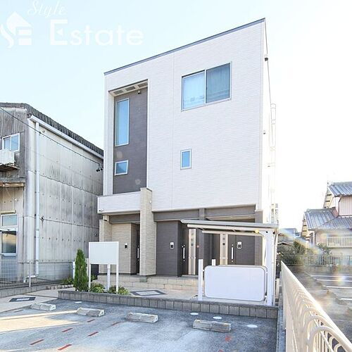 愛知県名古屋市中村区横井１丁目 築6年10ヶ月 3階建