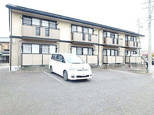 愛知県岡崎市洞町字下荒田 2階建 築26年3ヶ月