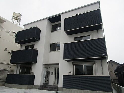 大阪府茨木市総持寺駅前町 賃貸マンション