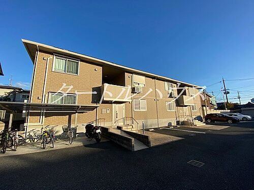大阪府四條畷市中野本町 2階建