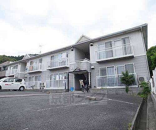 京都府京都市山科区北花山寺内町 築31年1ヶ月 2階建