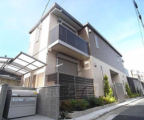 京都府京都市南区東九条西岩本町 築11年4ヶ月 2階建