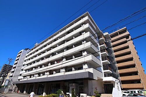 広島県広島市西区三篠町１丁目 築43年10ヶ月 7階建