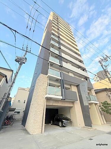 大阪府大阪市西区川口４丁目 15階建