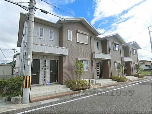 滋賀県野洲市行畑 築9年 2階建