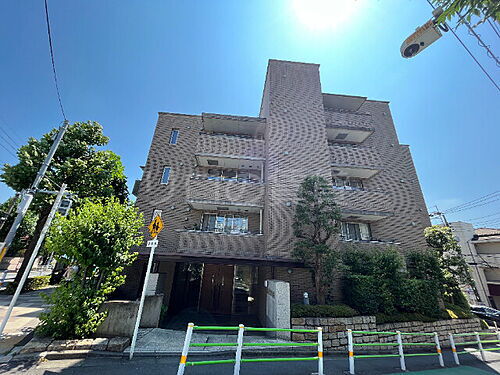 ＬＡＮＡＩ　ＣＯＵＲＴ　１５９６ 地上5階地下1階建