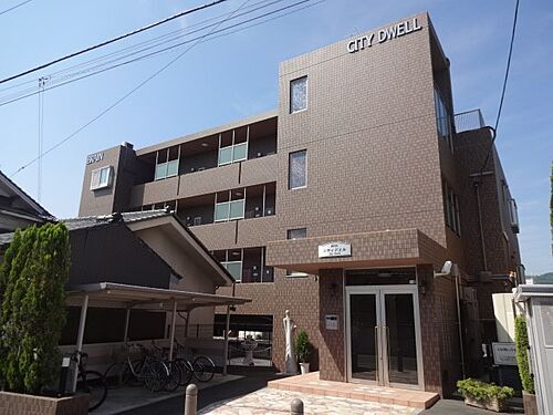 長野県上田市踏入２丁目 4階建 築16年4ヶ月