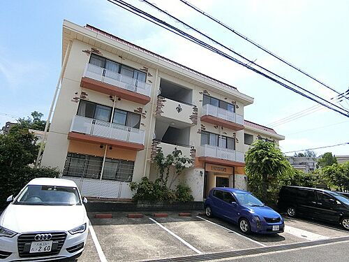 大阪府茨木市南春日丘３丁目 賃貸マンション