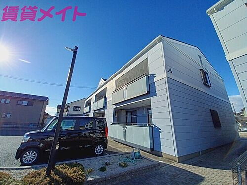 三重県三重郡川越町大字当新田 賃貸アパート