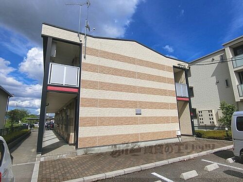 滋賀県東近江市東沖野３丁目 築20年1ヶ月 2階建