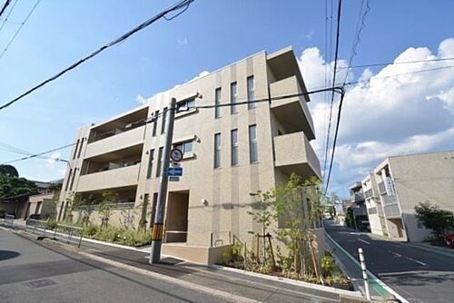 大阪府吹田市千里山西１丁目 3階建 築5年